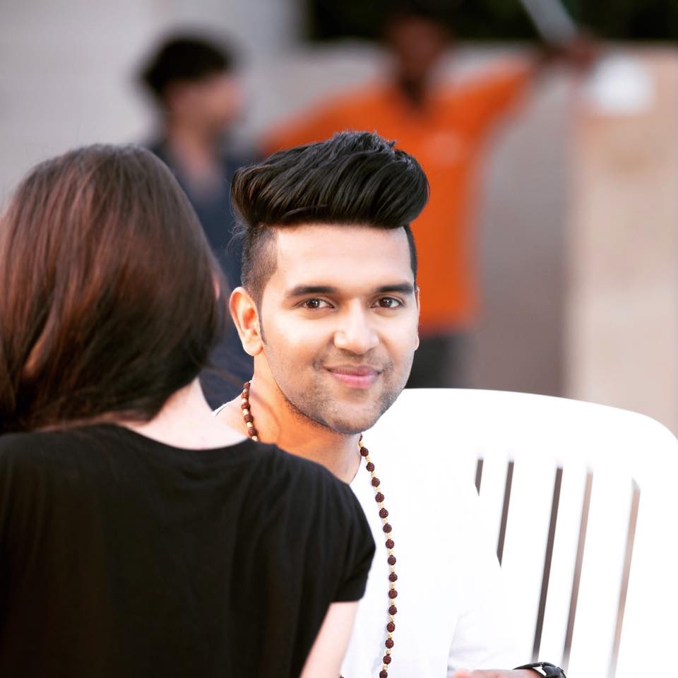 Guru Randhawa Beautiful Images Hd Pictures Desktop - Guru Randhawa First Song - HD Wallpaper 