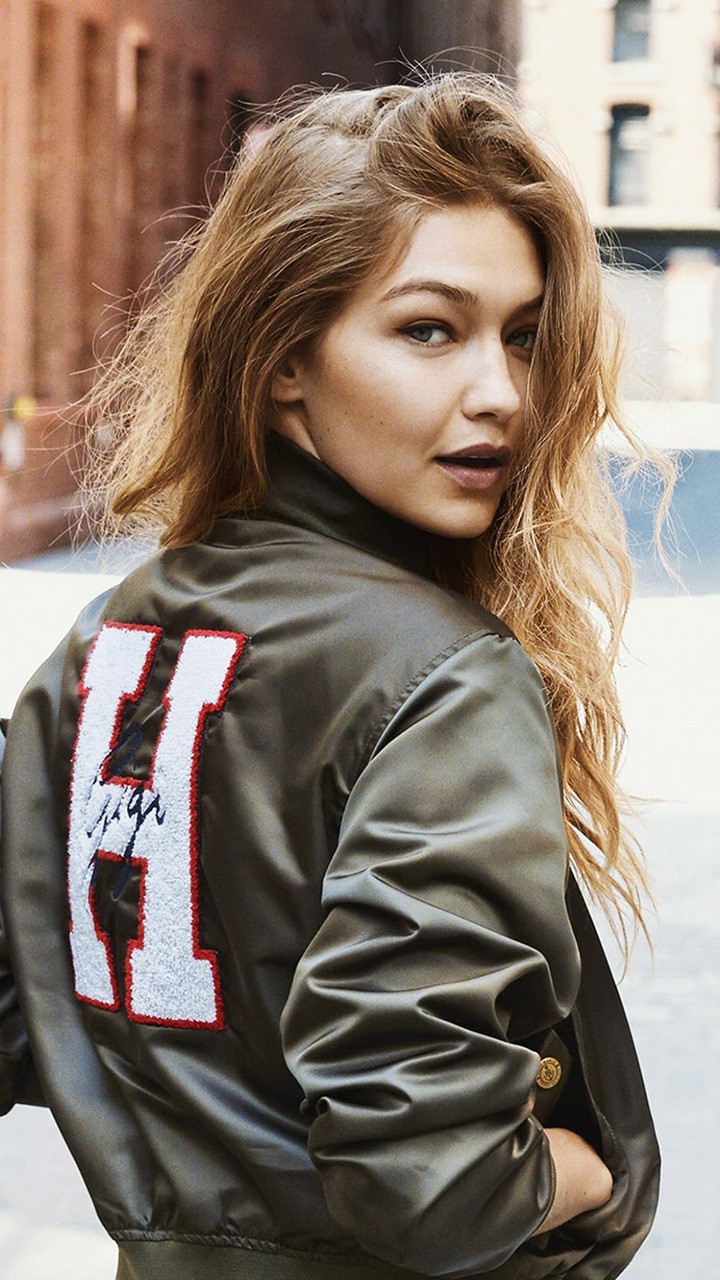 Gigi Hadid - HD Wallpaper 