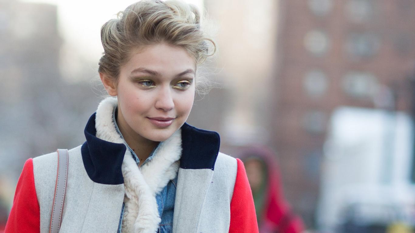 Gigi Hadid Wallpaper Photos - Gigi Hadid Pic Hd - HD Wallpaper 