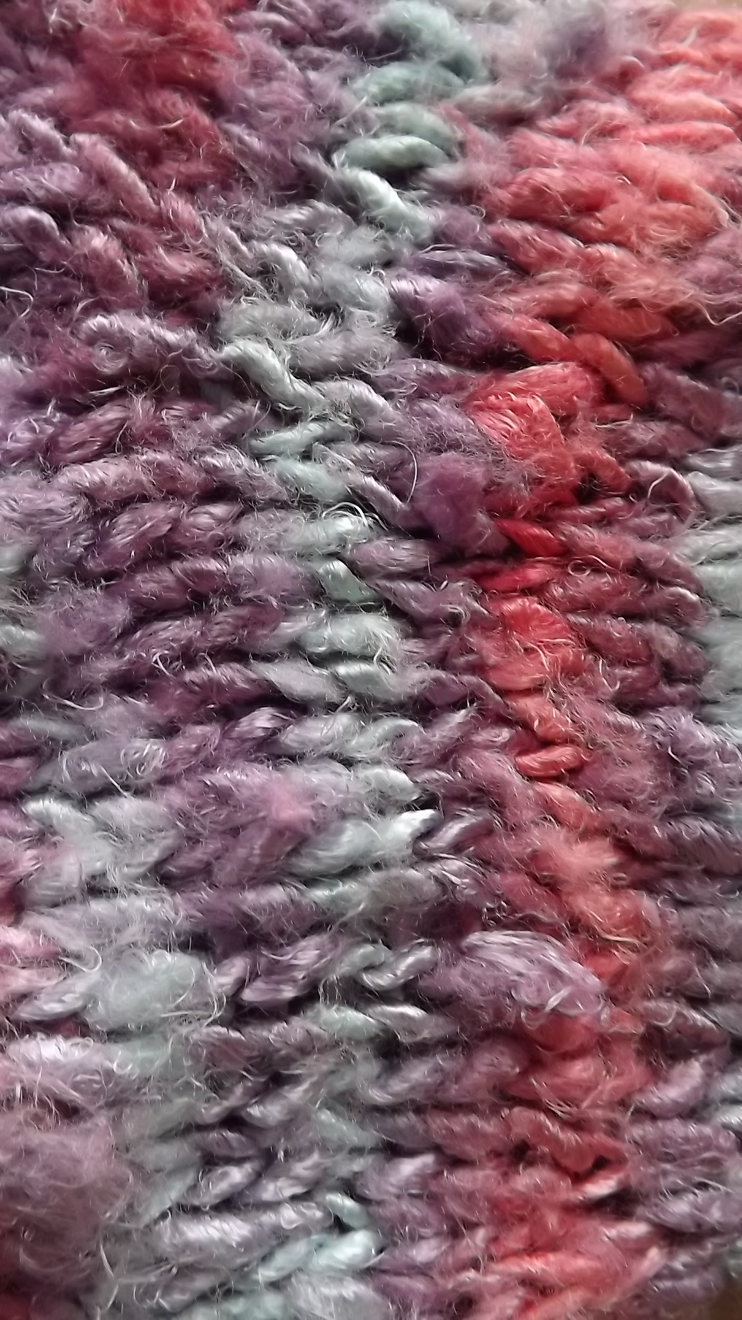 Fluffy Wallpaper For Iphone - HD Wallpaper 