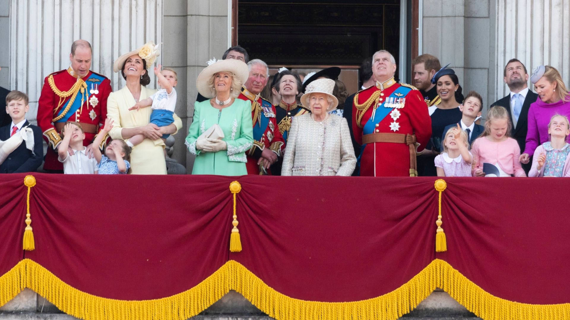 Queen Elizabeth Birthday Parade 2019 - HD Wallpaper 