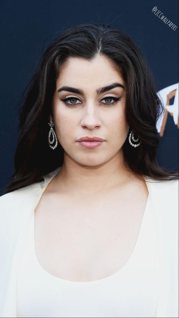 Nữ Dien Vien Huang Yi Shan - HD Wallpaper 