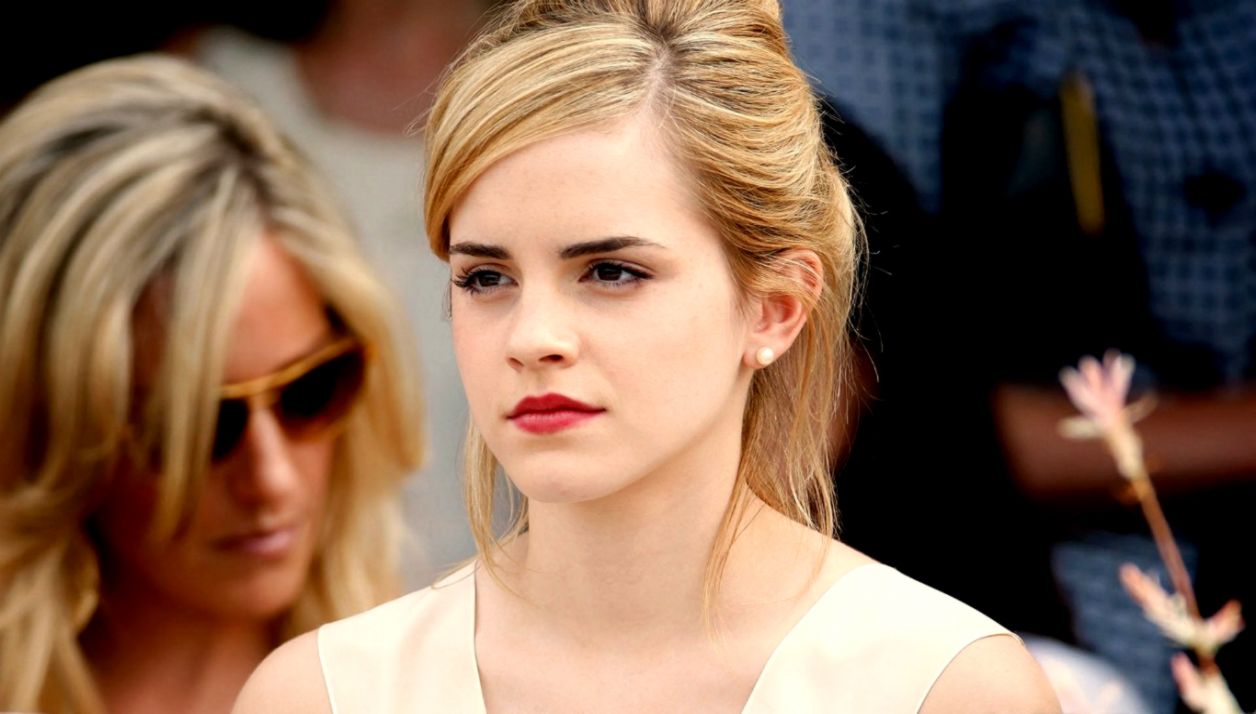 Emma Watson Hd Wallpapers Movie Hd Wallpapers - World Top 5 Beautiful Girls - HD Wallpaper 