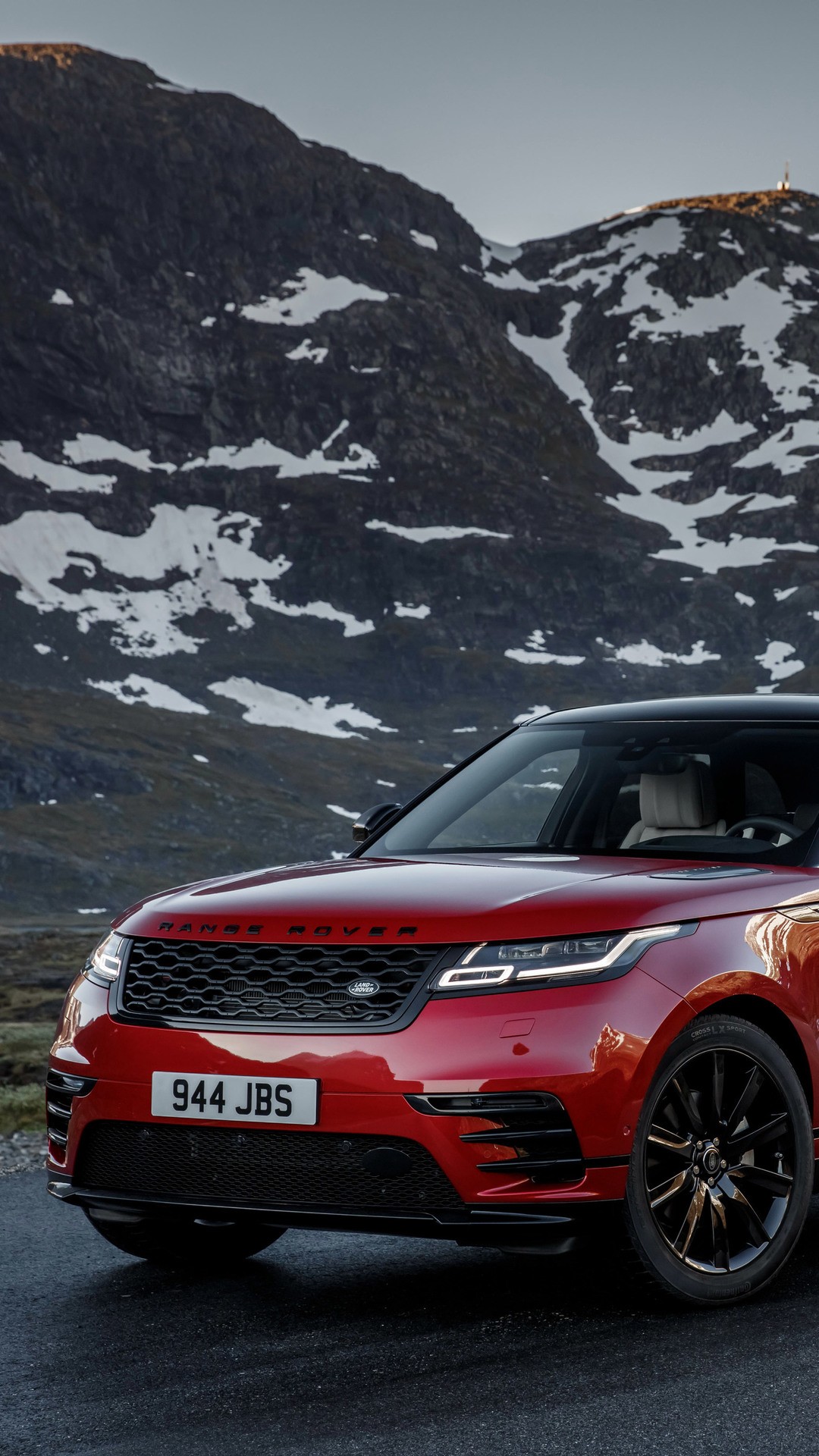 Range Rover Velar R Dynamic D300 2017 7p Wallpaper - Red 2018 Range Rover Velar - HD Wallpaper 