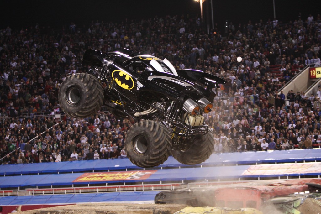 Monster Truck - HD Wallpaper 