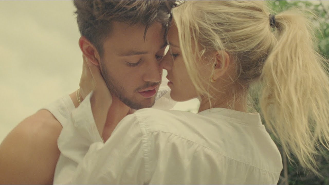 Cameron Dallas Why Haven T I Met You - HD Wallpaper 