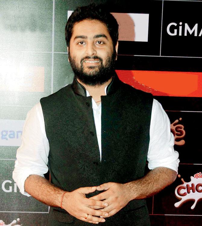 Honey Singh And Arijit Singh - HD Wallpaper 