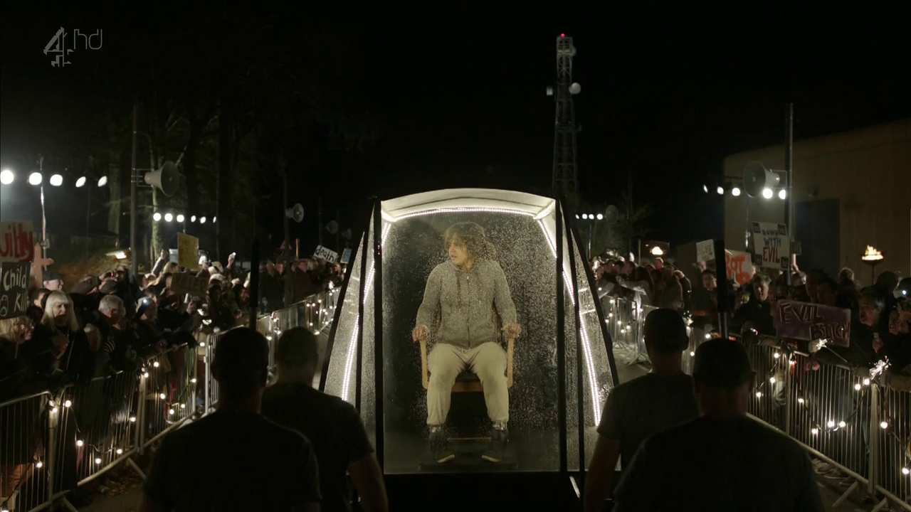 Black Mirror White Bear - HD Wallpaper 