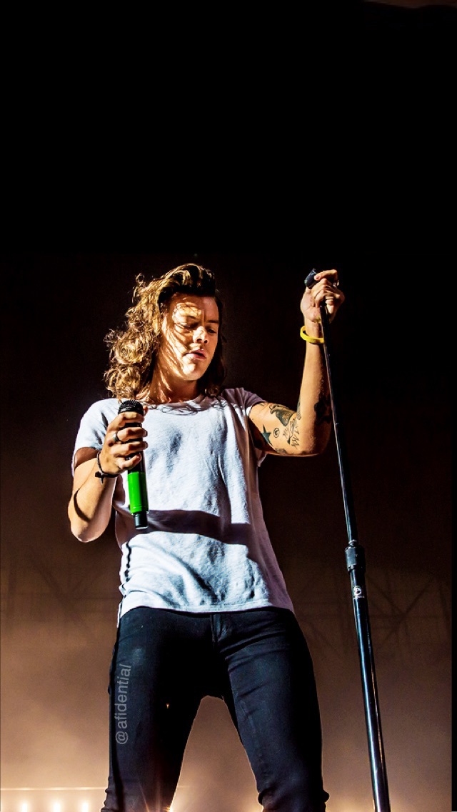 Baby, Black, Haz - Harry Styles Otra Tour - HD Wallpaper 