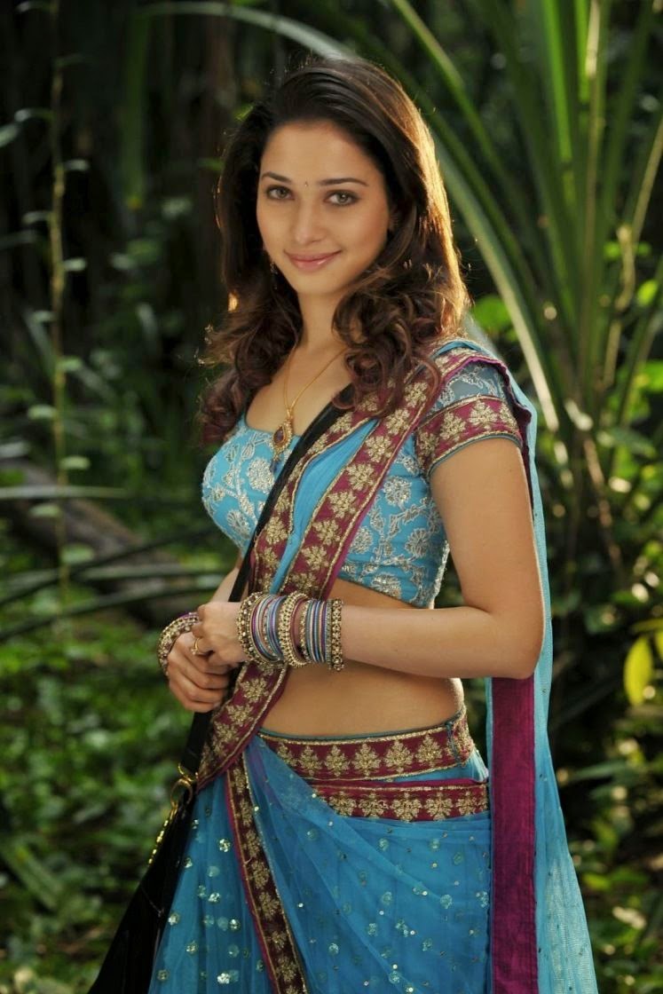 Tamanna Bhatia Hd Wallpaper Downloading - All Actress Photo Hd - 747x1120  Wallpaper 