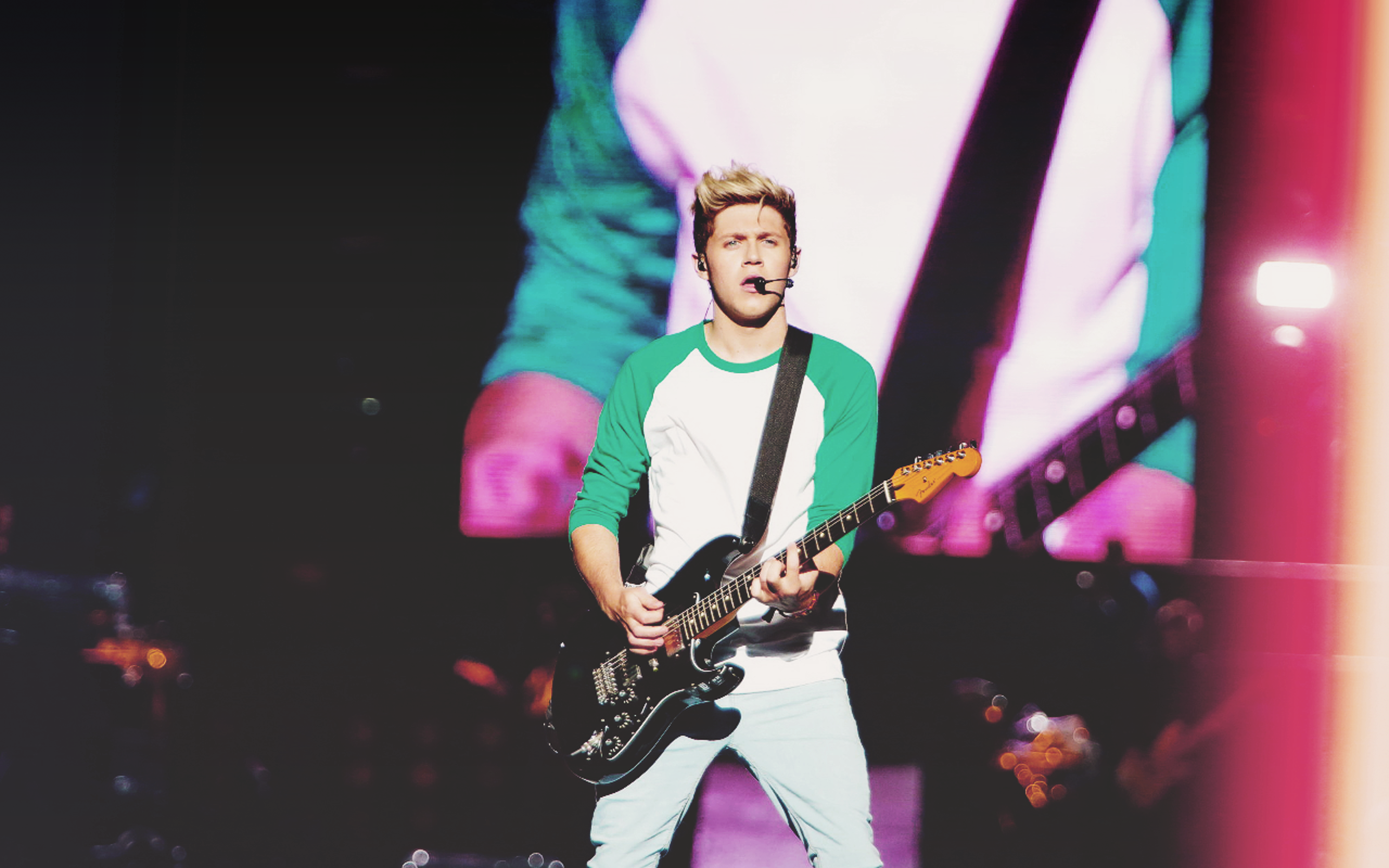 Niall Horan - Niall Horan Guitar - HD Wallpaper 