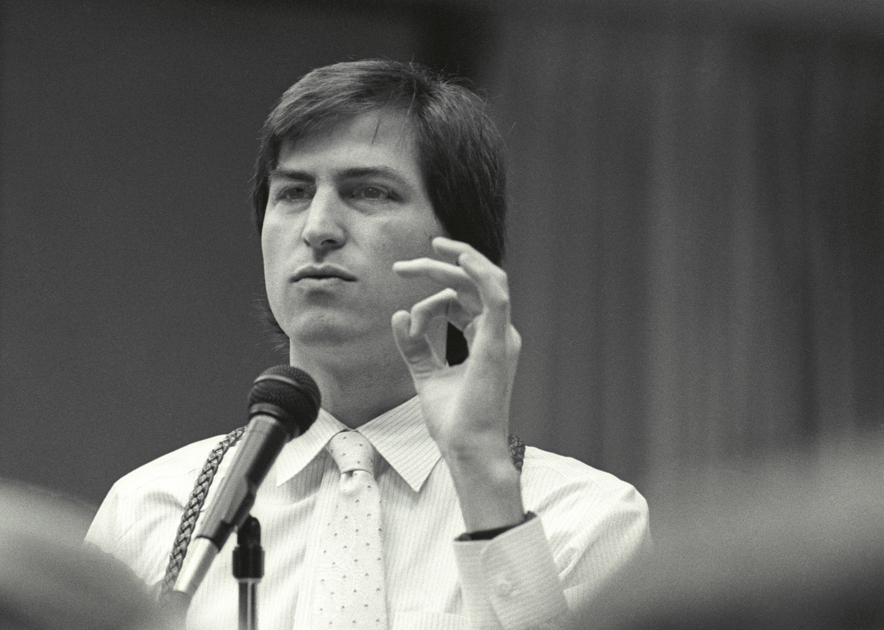 Steve Jobs White Shirt - HD Wallpaper 