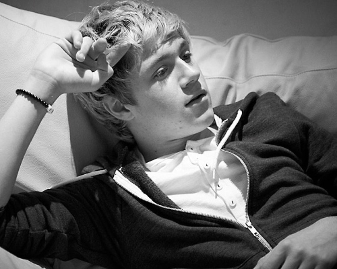 Niall Horan Wallpapers - Niall Horan - HD Wallpaper 