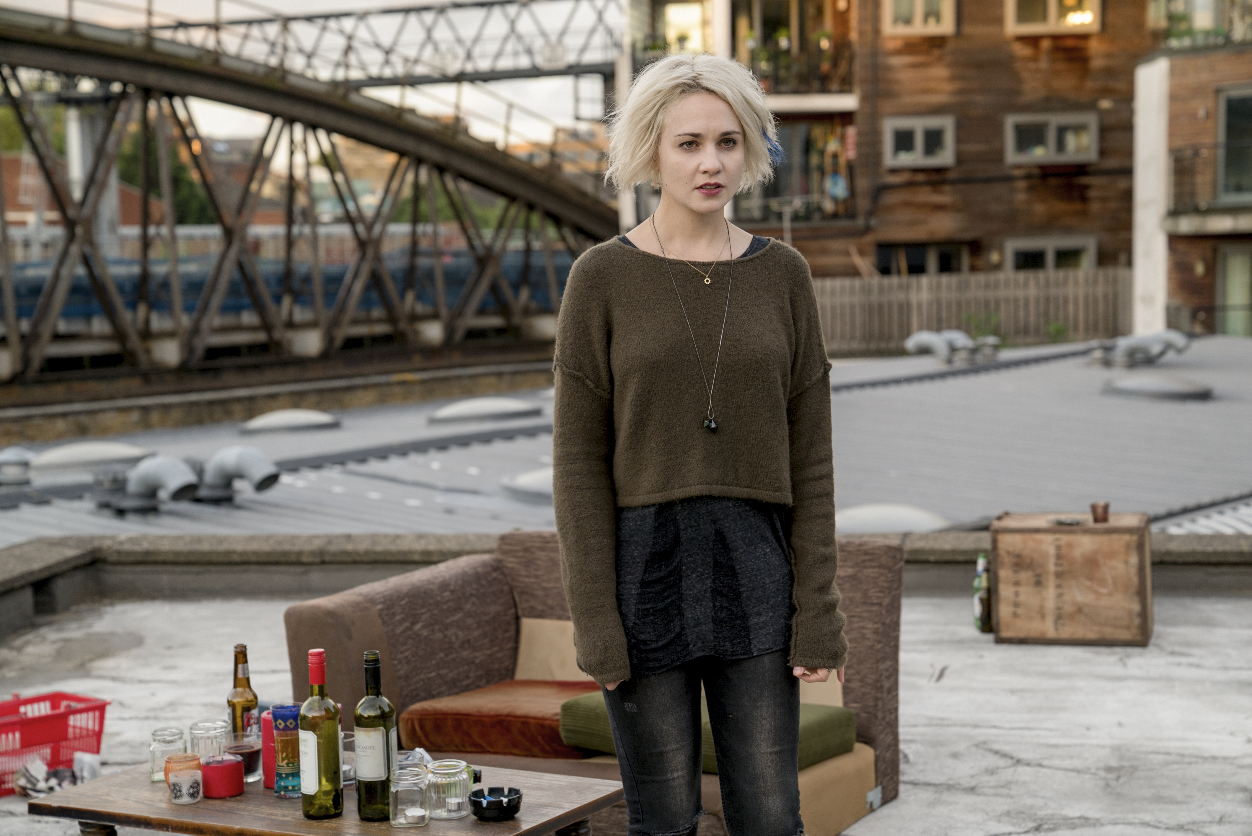 Riley Sense8 Season 2 - HD Wallpaper 