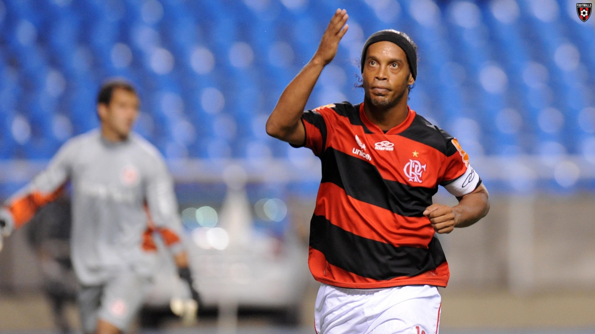 Ronaldinho Wallpaper - Ronaldinho Flamengo Hd - HD Wallpaper 