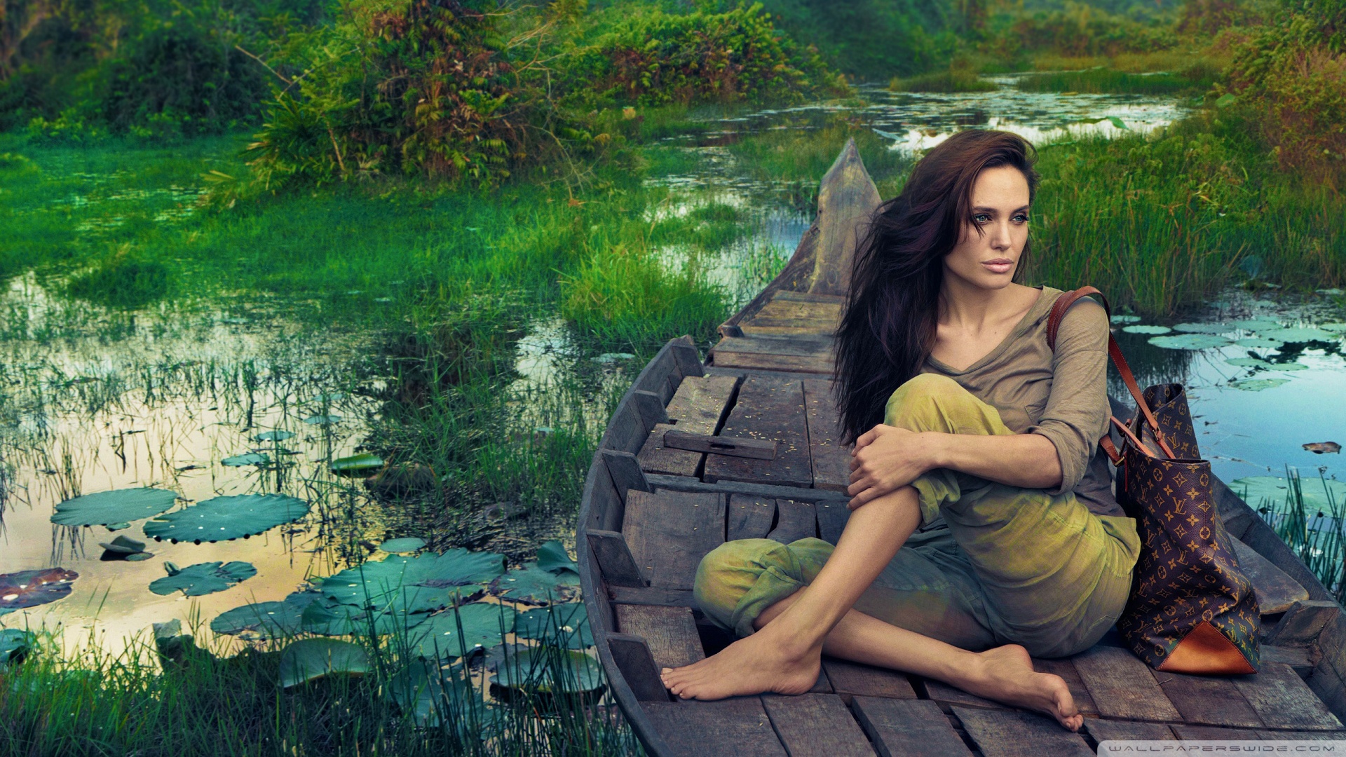 Angelina Jolie 2011 Hd Desktop Wallpaper High Definition - Angelina Jolie Hd - HD Wallpaper 