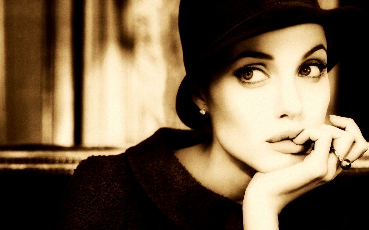 Angelina Jolie Images Angelina Jolie Hd Wallpaper And - Angelina Jolie Hd Wallpapers Pc - HD Wallpaper 