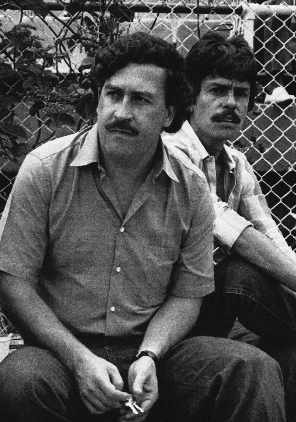 Pablo Escobar And His Brother - HD Wallpaper 