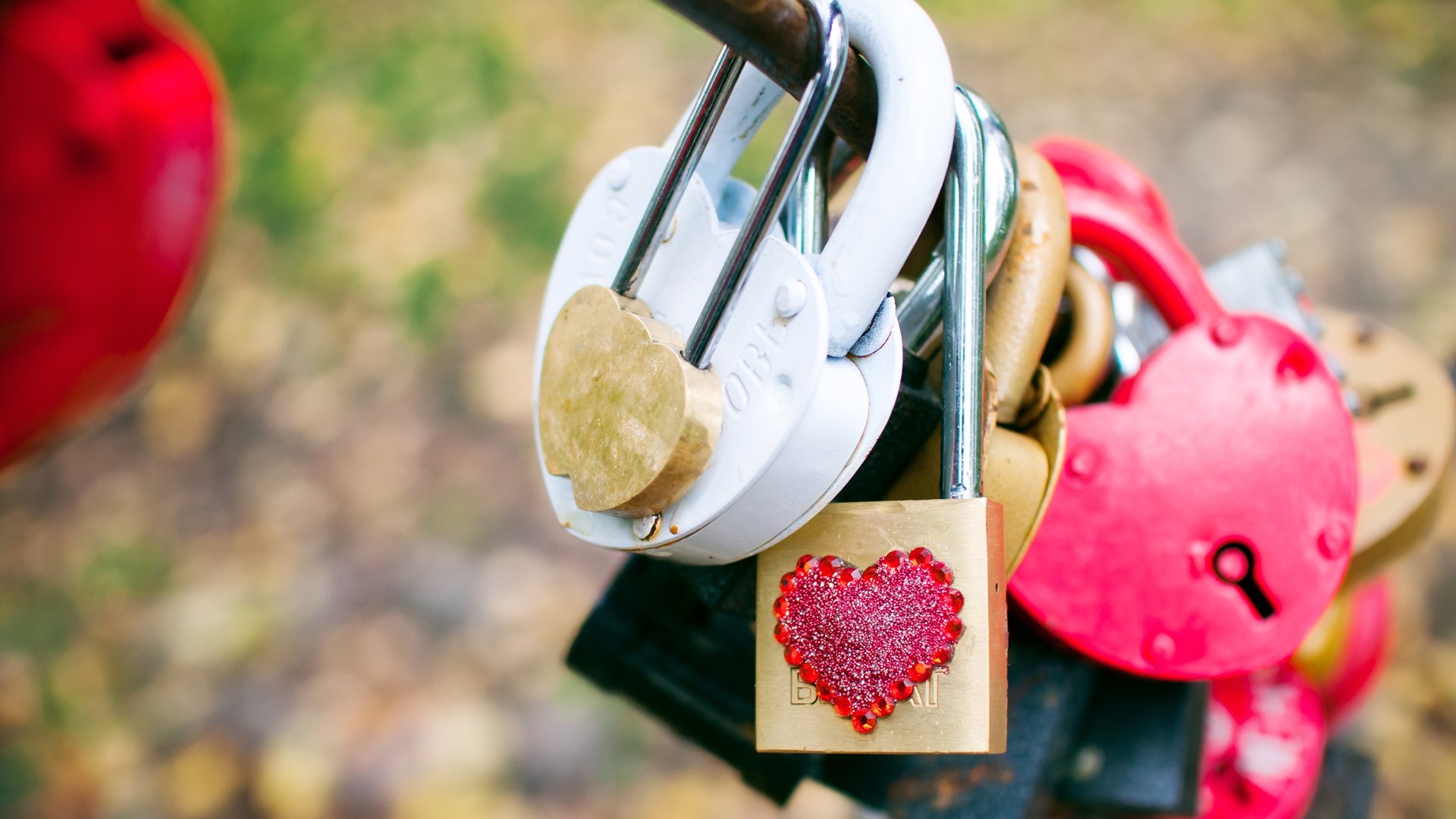 1920x1080, Cute Heart Padlock Wallpaper Hd 
 Data Id - Full Hd Cute Love - HD Wallpaper 