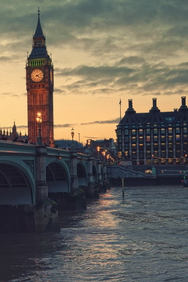 London At Dusk Iphone 4s Wallpaper - Houses Of Parliament - HD Wallpaper 