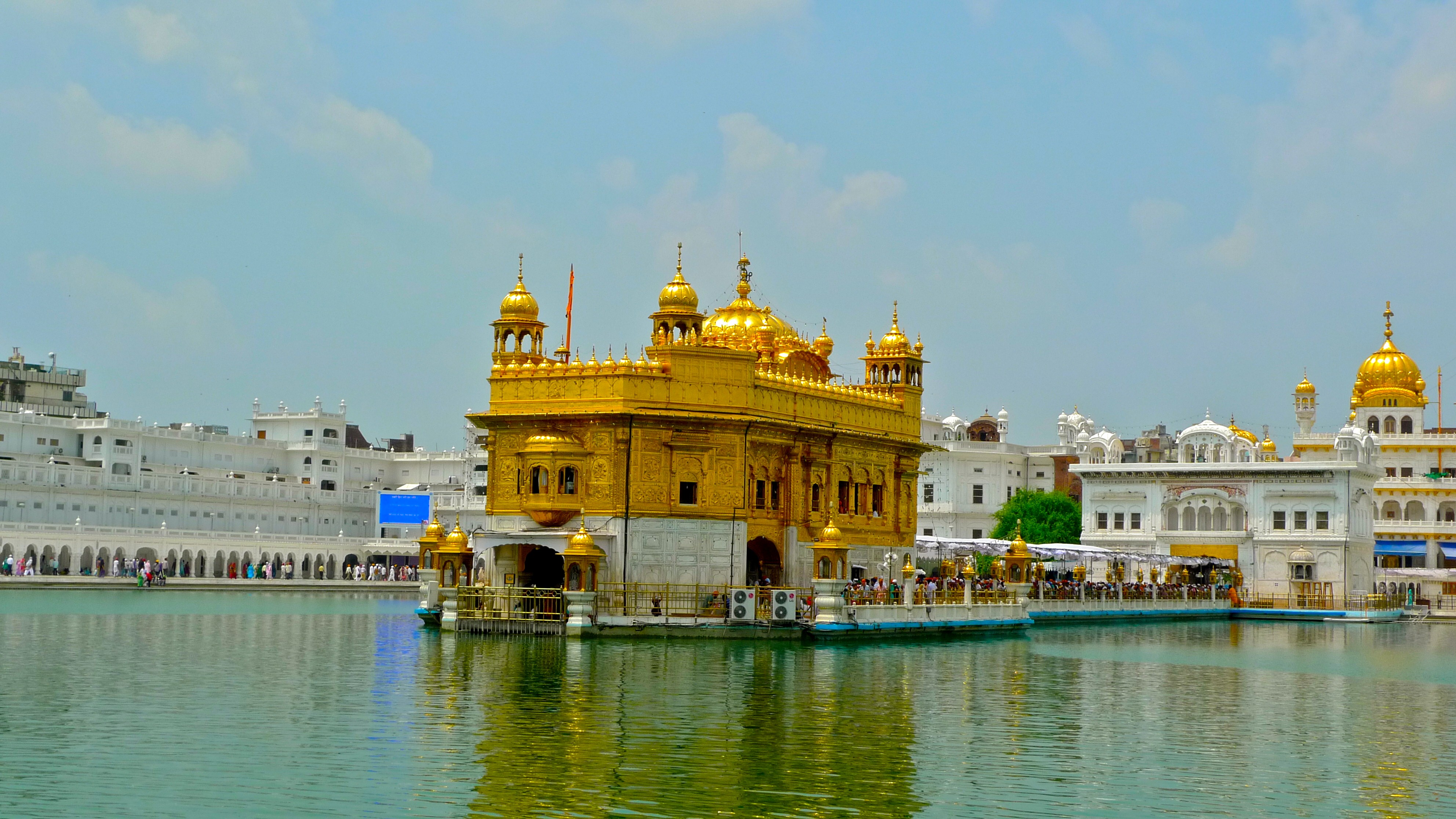 Beautiful Golden Temple In Amritsar Punjab Photo - Golden Temple - HD Wallpaper 