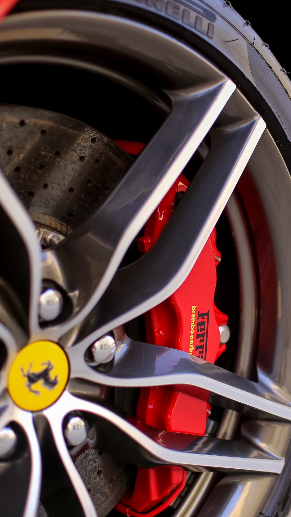 Wallpaper Ferrari, Tire, Wheel, Logo - Ferrari Logo - HD Wallpaper 