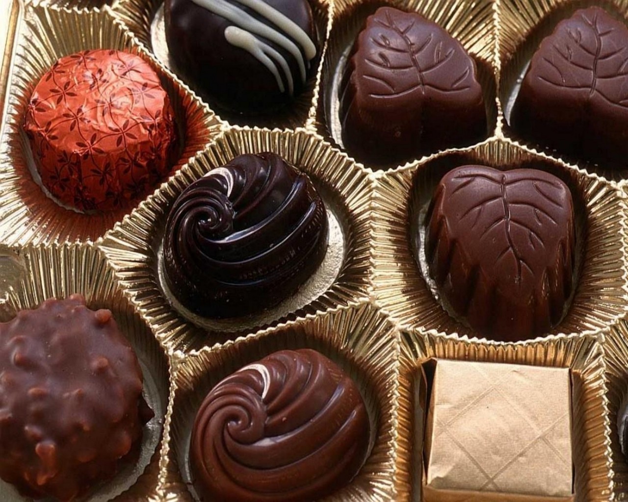 Happy Chocolate Day Quotes 2016 Images - Chocolate - HD Wallpaper 