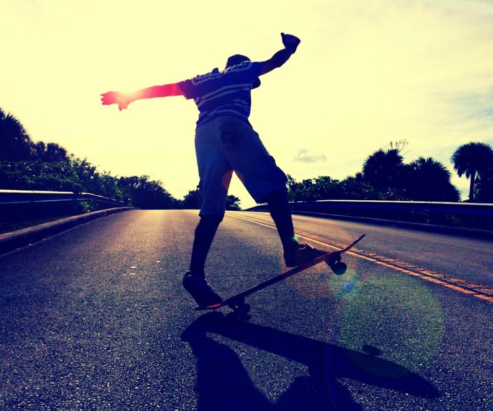 Longboard Wallpaper - Downhill Longboarding - HD Wallpaper 