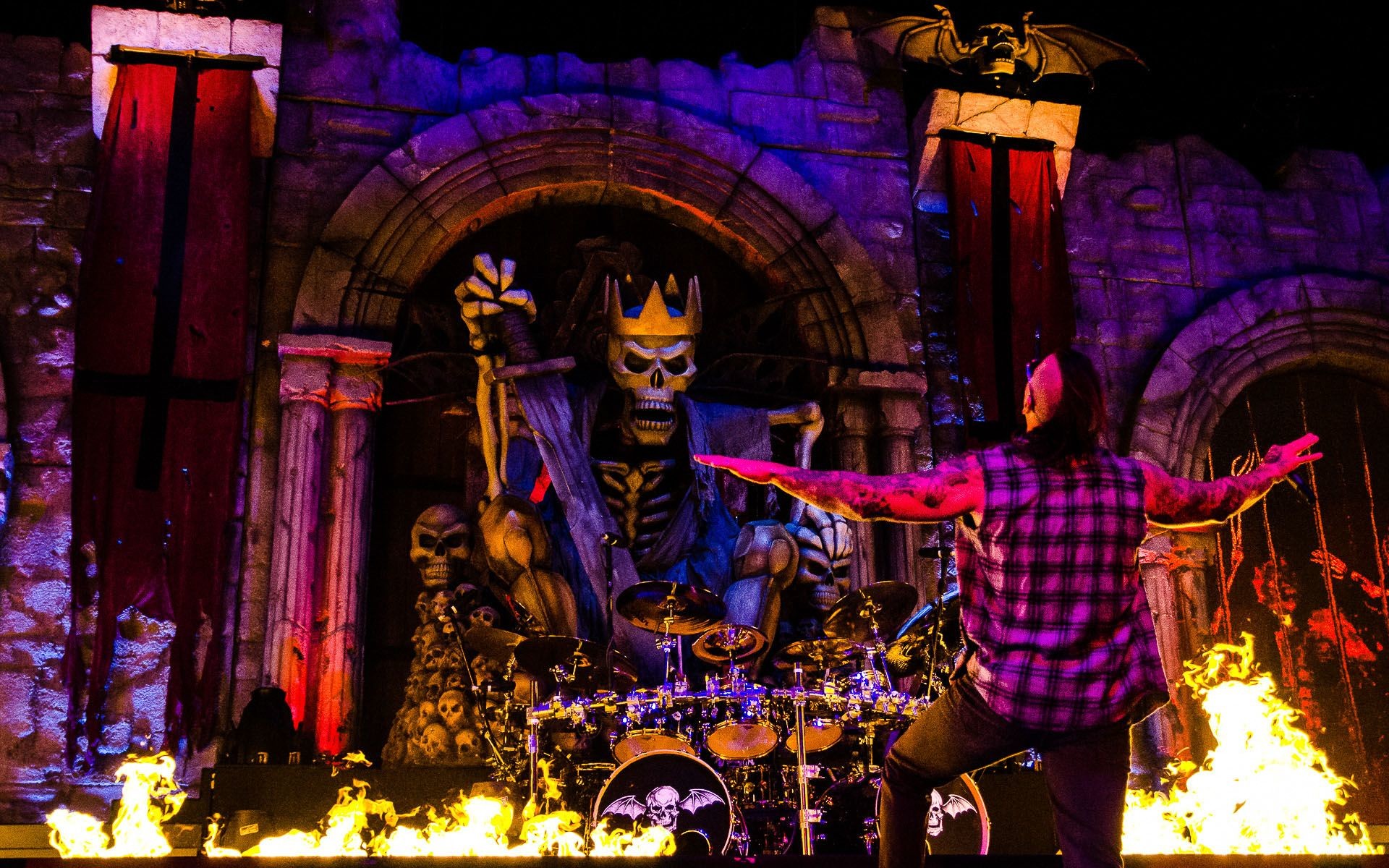 Avenged Sevenfold Wallpaper Hd Background - Avenged Sevenfold Live 2018 - HD Wallpaper 