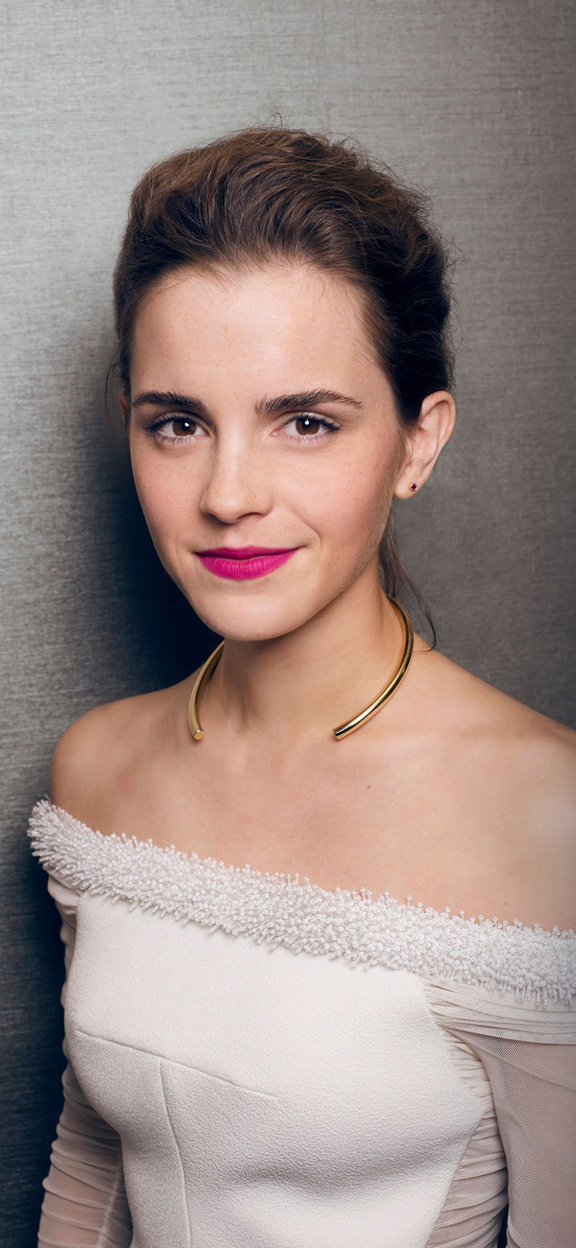 Emma Watson - HD Wallpaper 