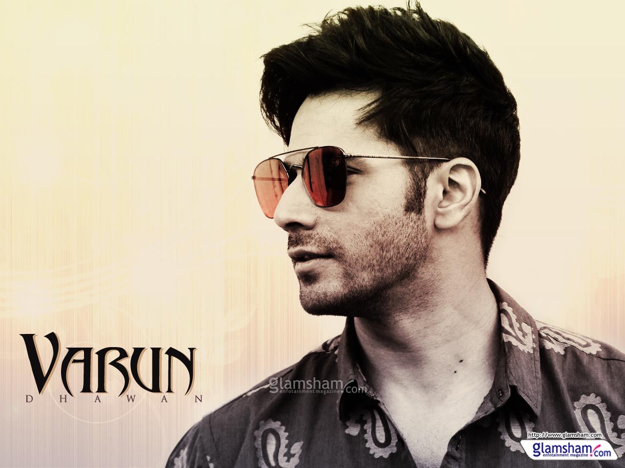 Varun Dhawan - HD Wallpaper 