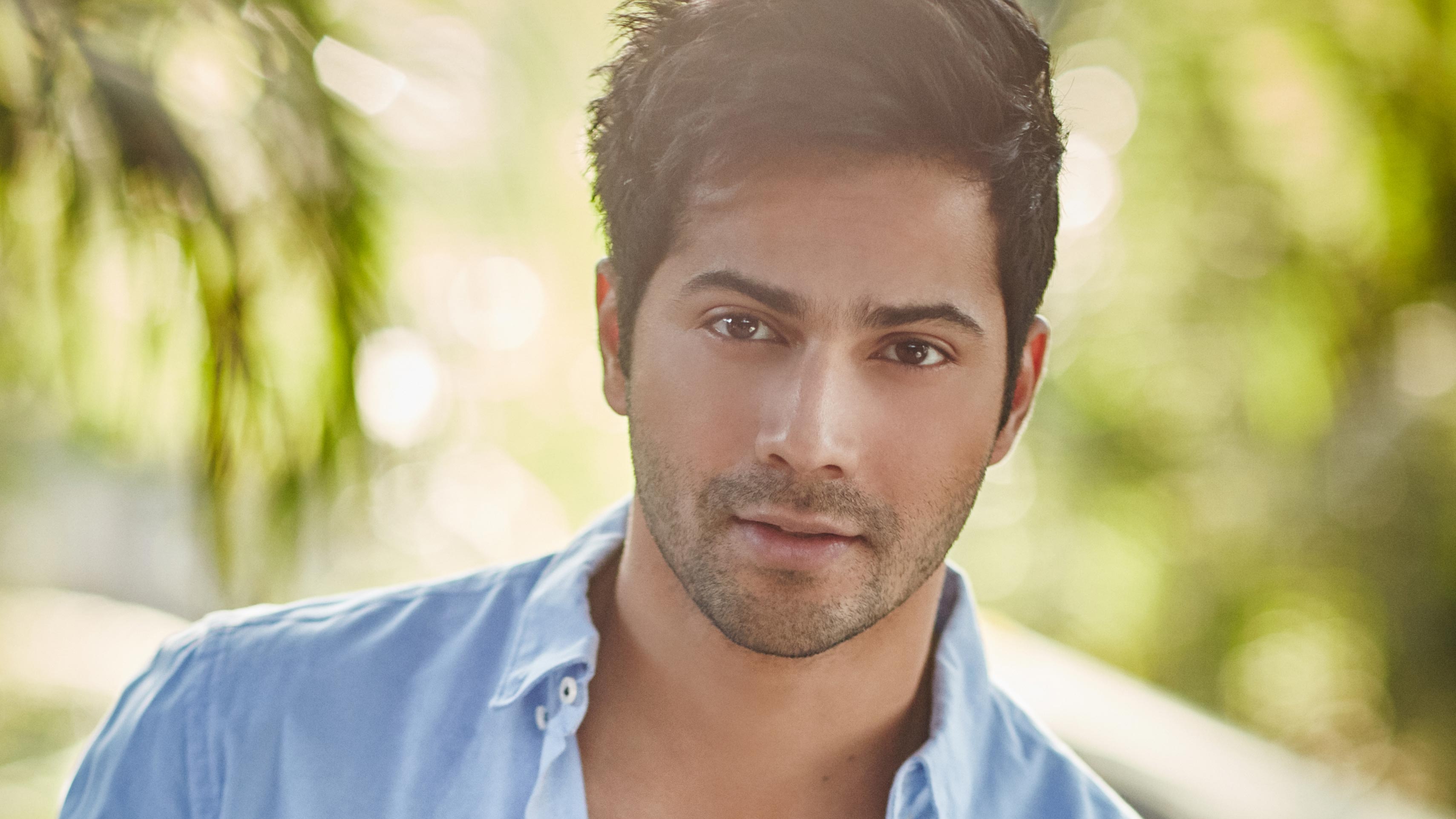 Varun Dhawan Photo Download Famous Hd Wallpaper - Varun Dhawan In Judwaa 2 - HD Wallpaper 