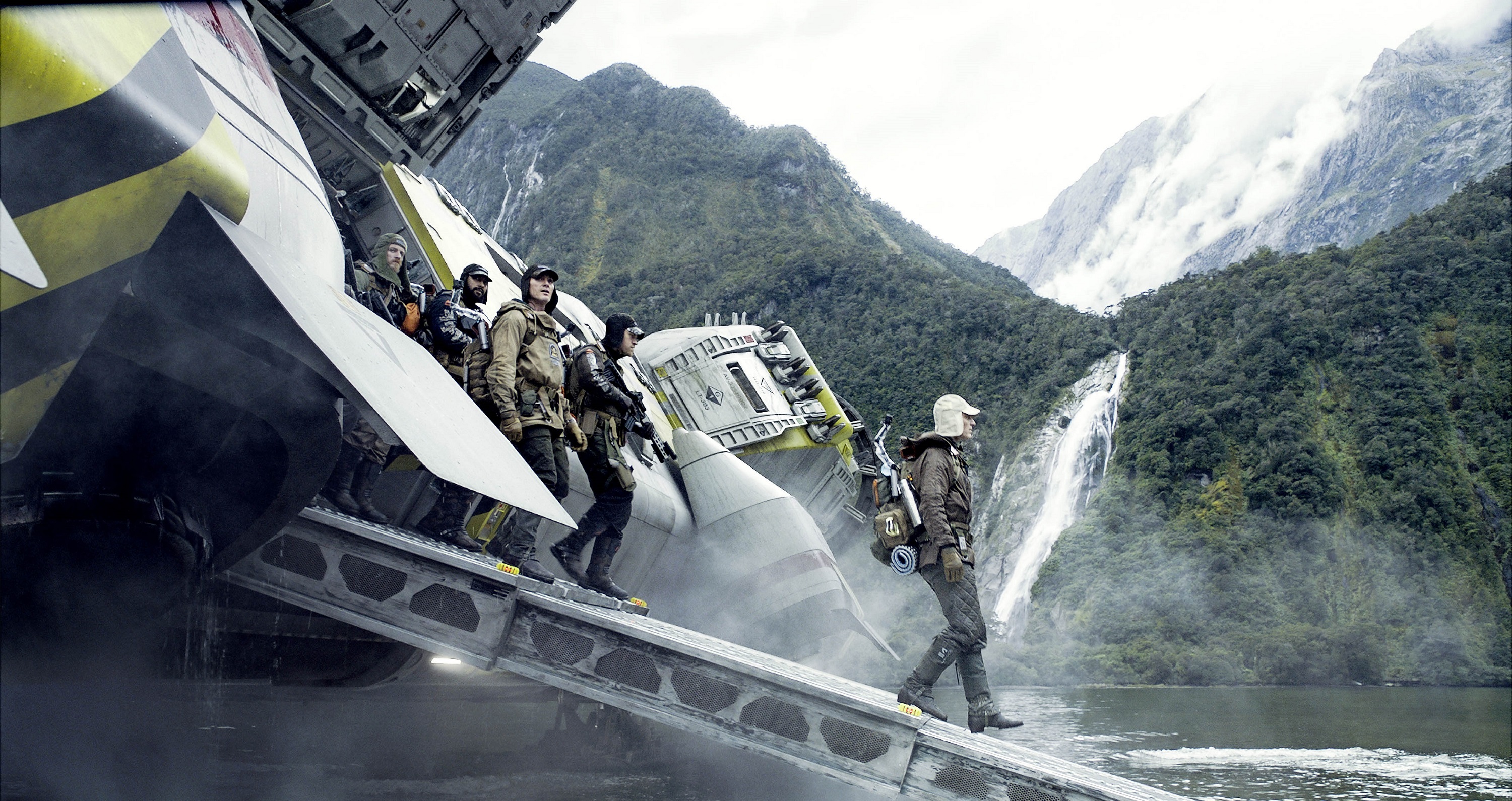 Alien Covenant Landing Scene - HD Wallpaper 