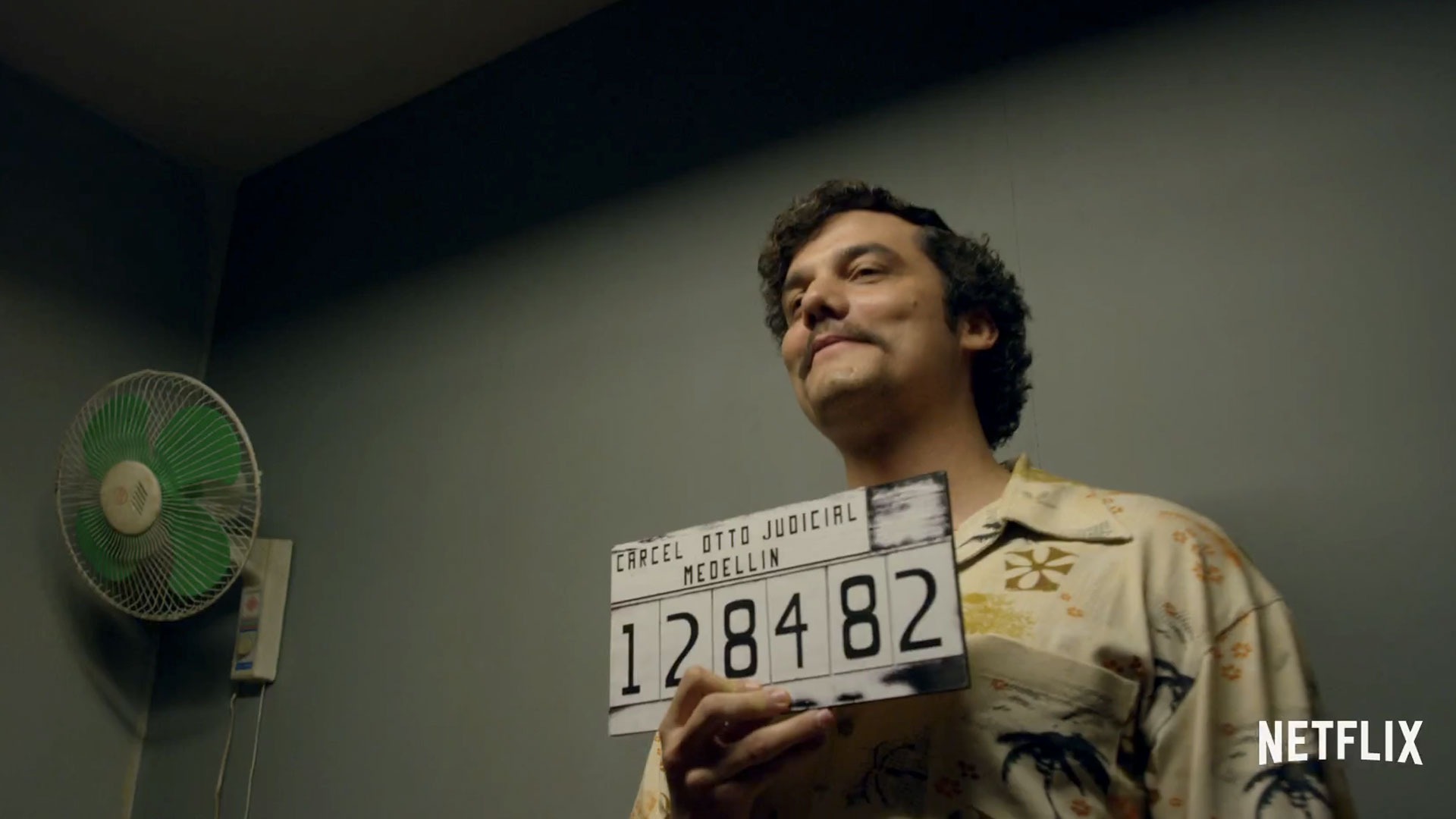Pablo Escobar Narcos Hd - HD Wallpaper 
