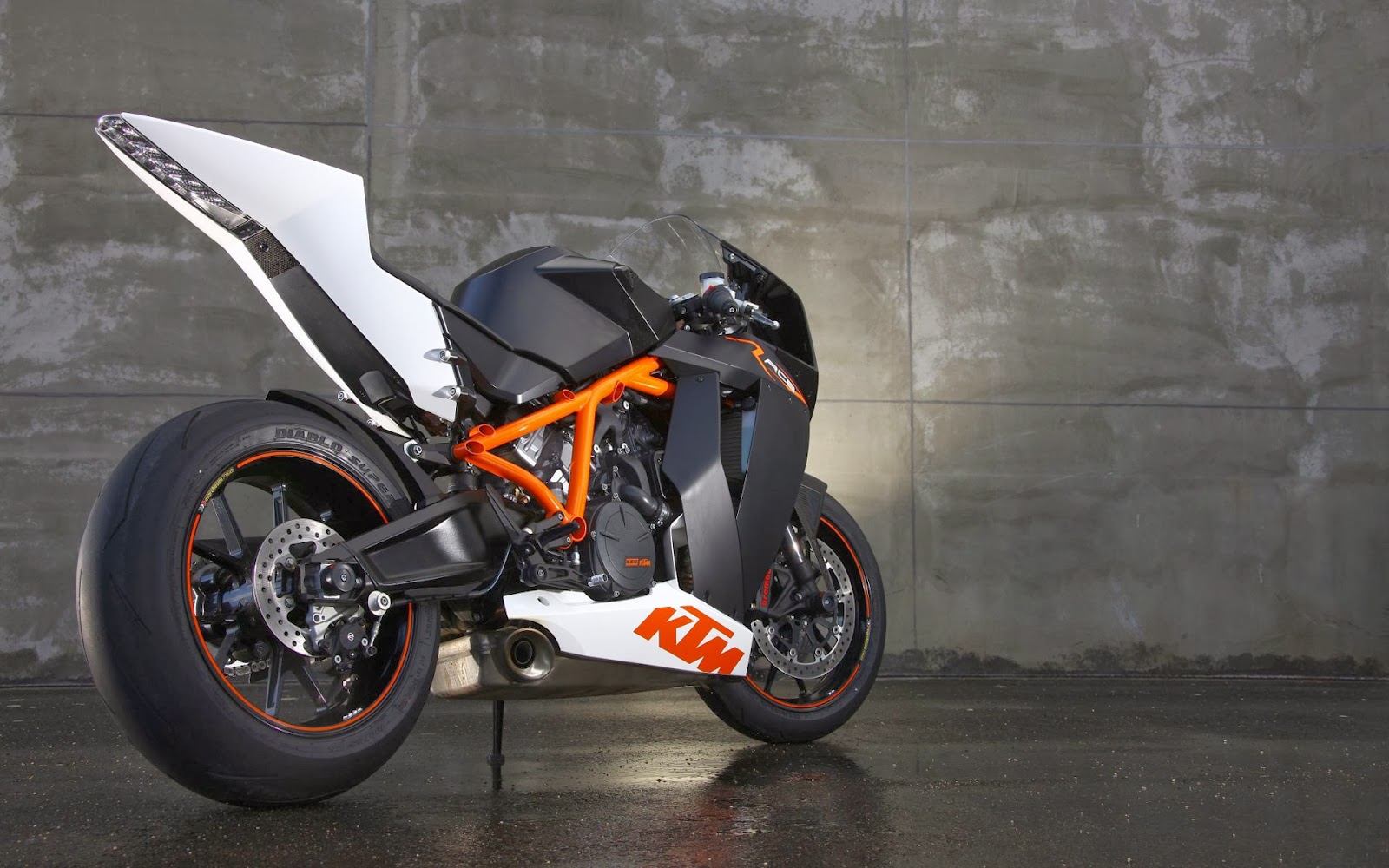 Amazing Super Hd Bike Wallpapers - Ktm Rc8 Hd - HD Wallpaper 