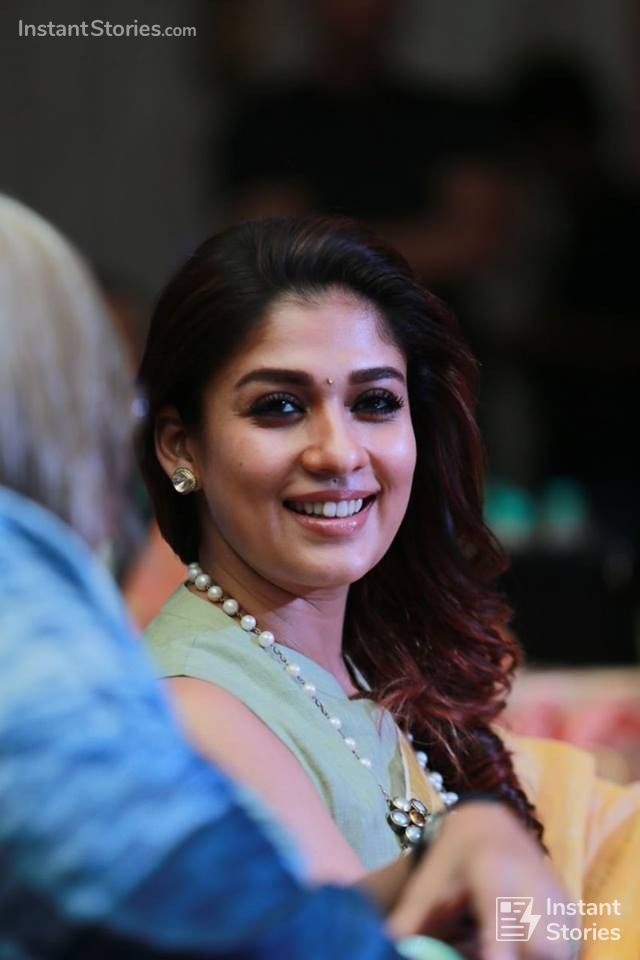 Nayanthara Latest Hot Hd Photos/wallpapers (3841) - Nayanthara Then And Now  - 640x960 Wallpaper 