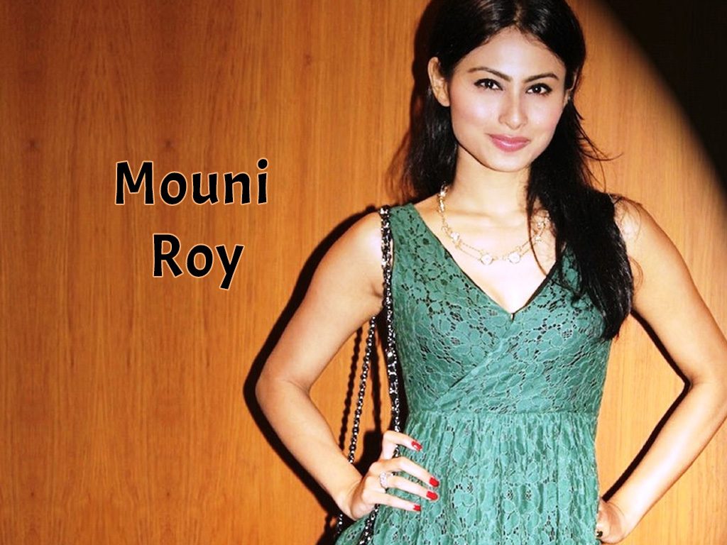 Hina Khan Mouni Roy - HD Wallpaper 