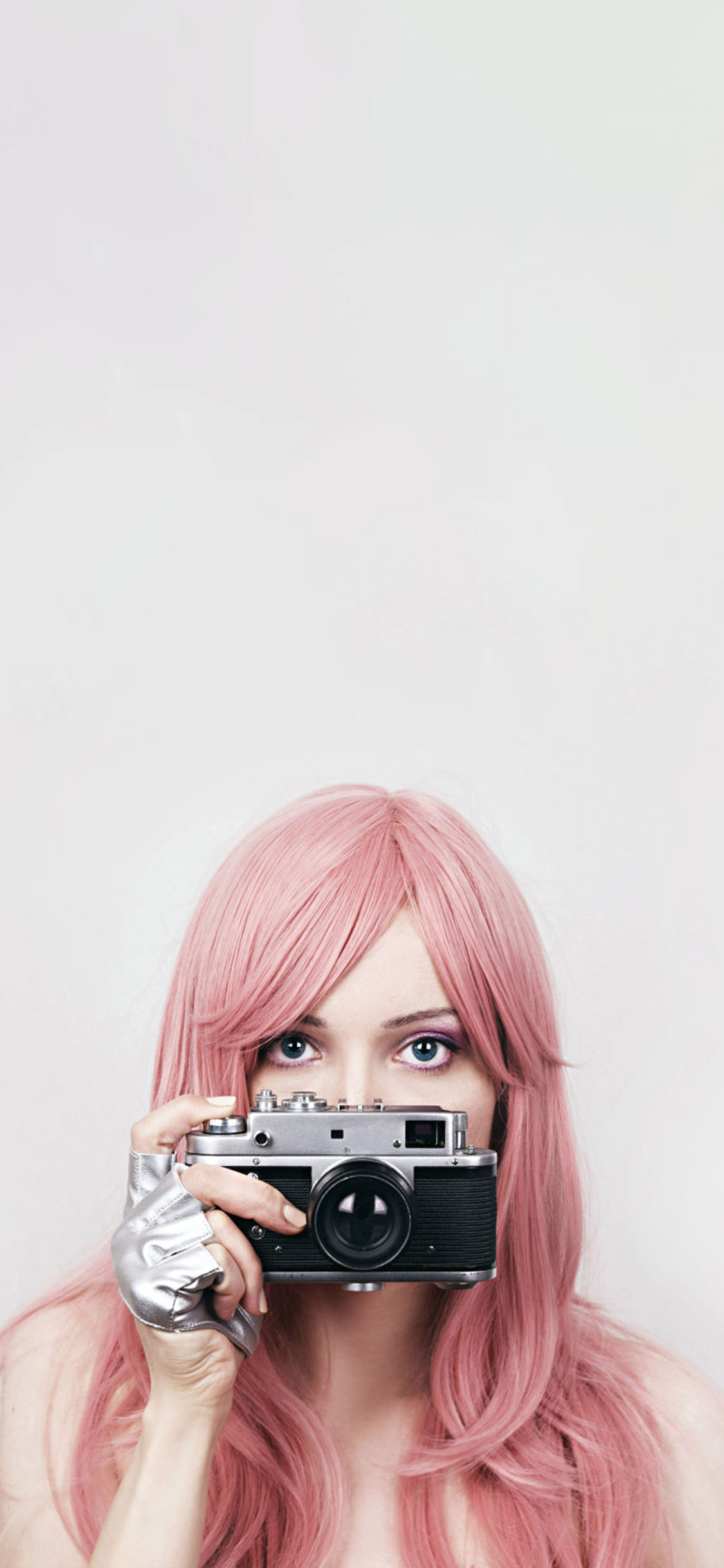 Cool Girl Holding A Camera - Iphone Girly Wallpaper Cute - HD Wallpaper 