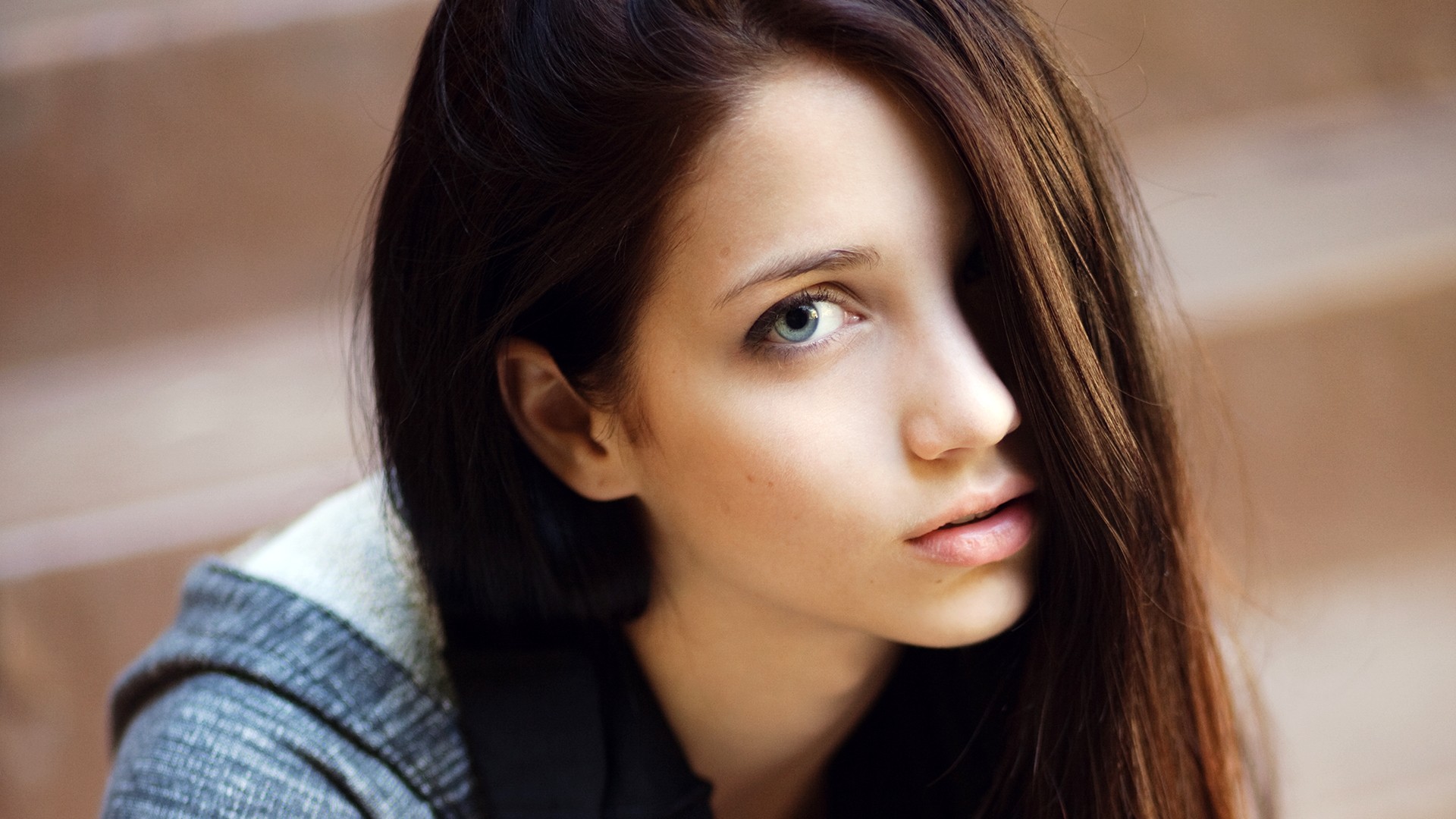 Asian Girls Wallpapers Hd Pictures One Hd Wallpaper - Emily Rudd Hd - HD Wallpaper 