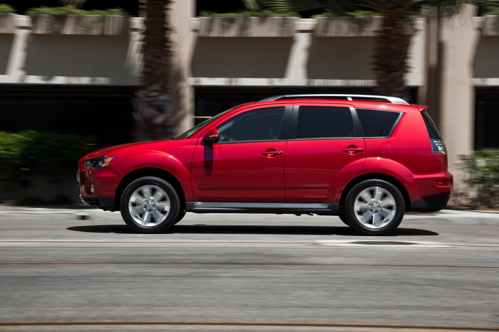 2011 Mitsubishi Outlander Thumbnail Image - Mitsubishi Outlander Xls 2011 - HD Wallpaper 