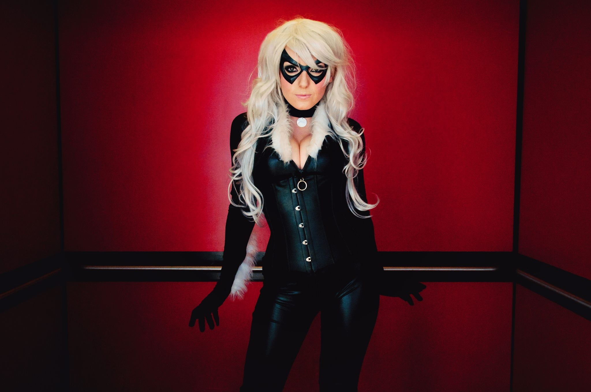 Jessica Nigri Black Cat Cosplay - HD Wallpaper 