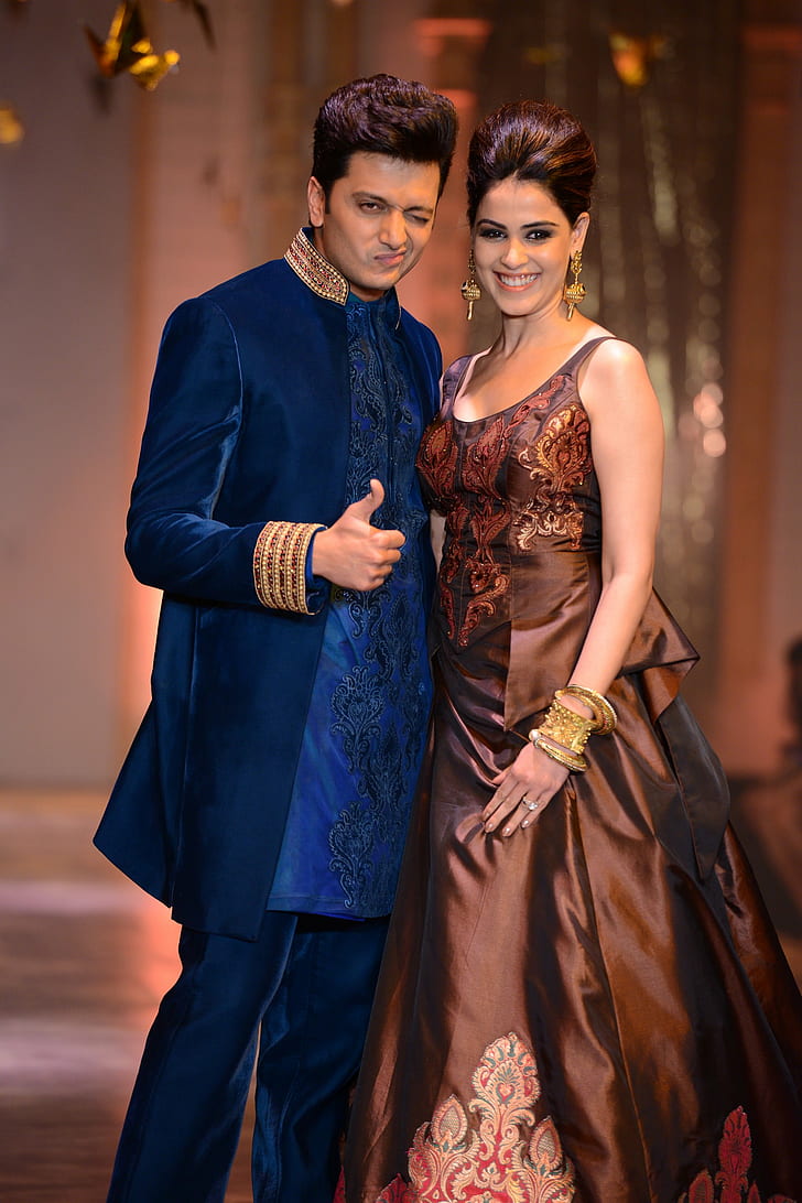 Genelia D Souza With Riteish Deshmukh Photoshoot, Hd - Couple Poses For Ramp Walk - 728x1092 Wallpaper Genelia D Souza With Riteish Deshmukh Photoshoot, Hd - Couple Poses For Ramp Walk - 728x1092 Wallpaper