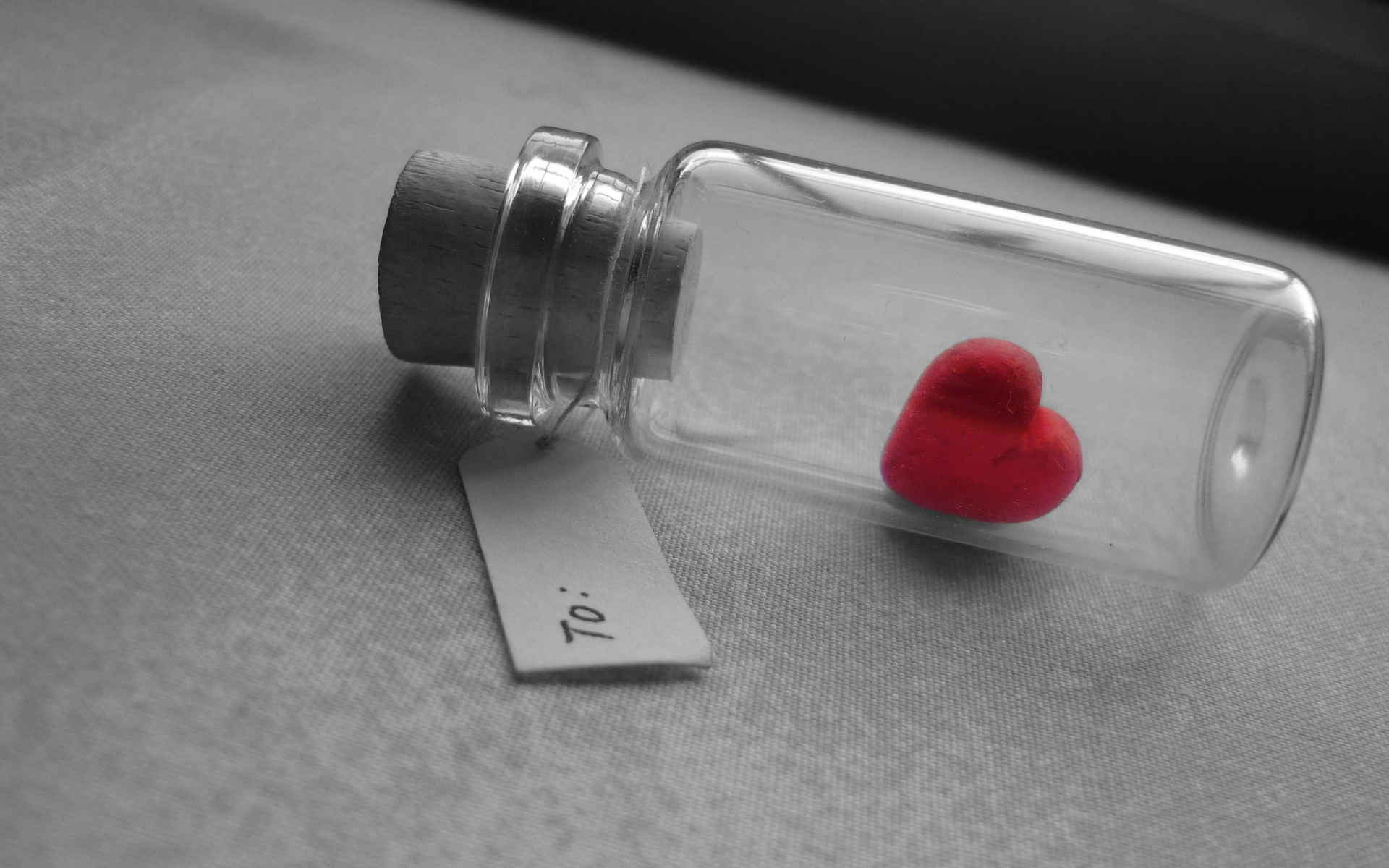 Heart In The Bottle - HD Wallpaper 