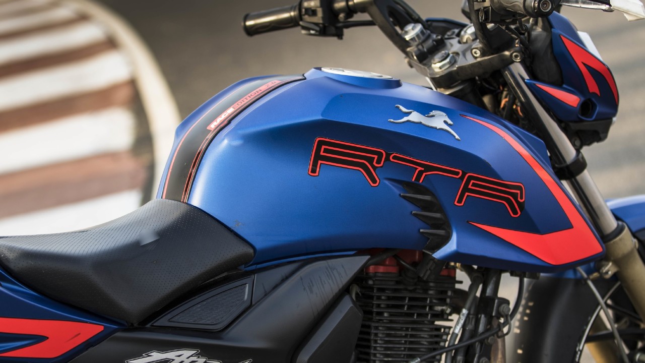 Blue Apache Rtr 200 - 1280x720 Wallpaper Blue Apache Rtr 200 - 1280x720 Wallpaper