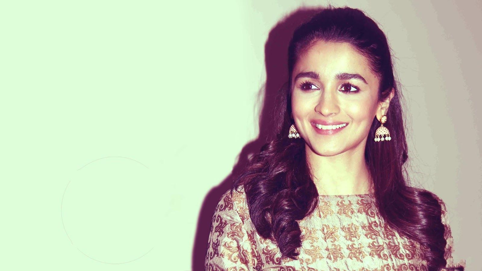 Alia Bhatt New Dp - HD Wallpaper 