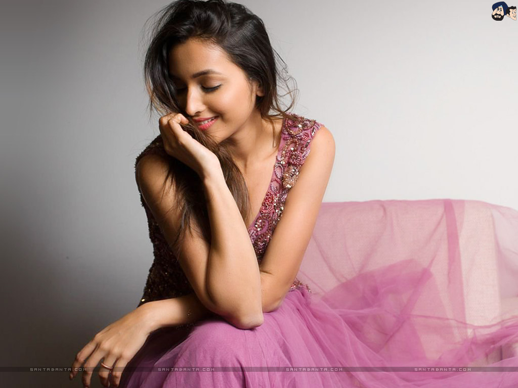 Srinidhi Shetty Image Download - HD Wallpaper 