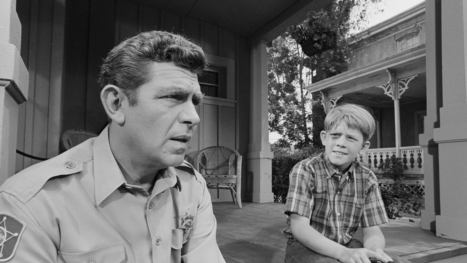 Andy Griffith Show Thinking Hd Wallpaper - Andy Griffith - HD Wallpaper 