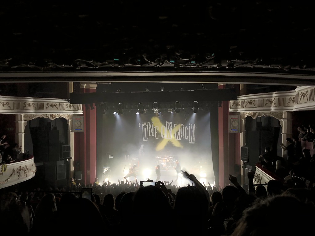 Stage - HD Wallpaper 