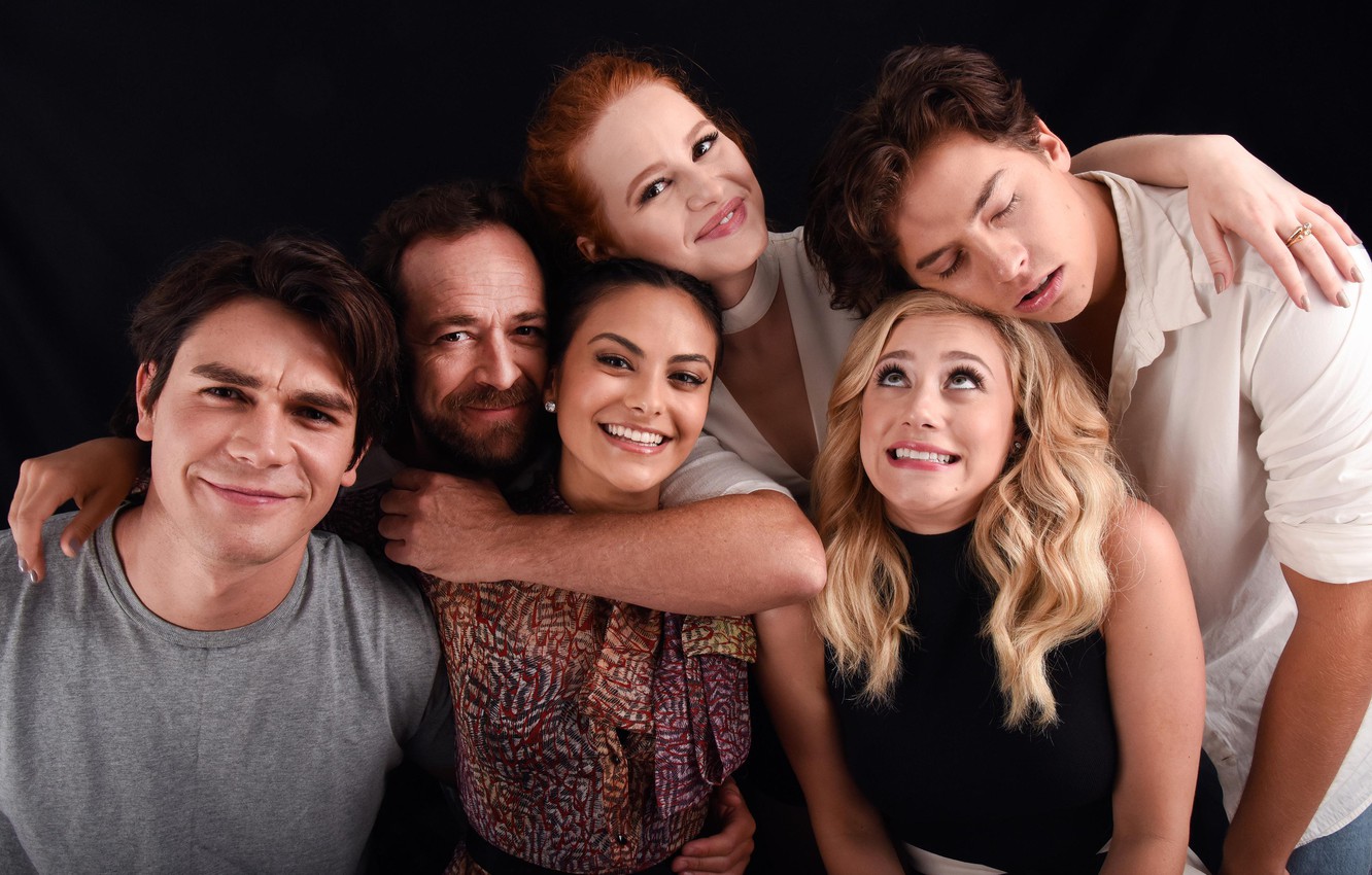 Photo Wallpaper Riverdale, Veronica Lodge, Camila Mendes, - Camila Mendes And Luke Perry - HD Wallpaper 