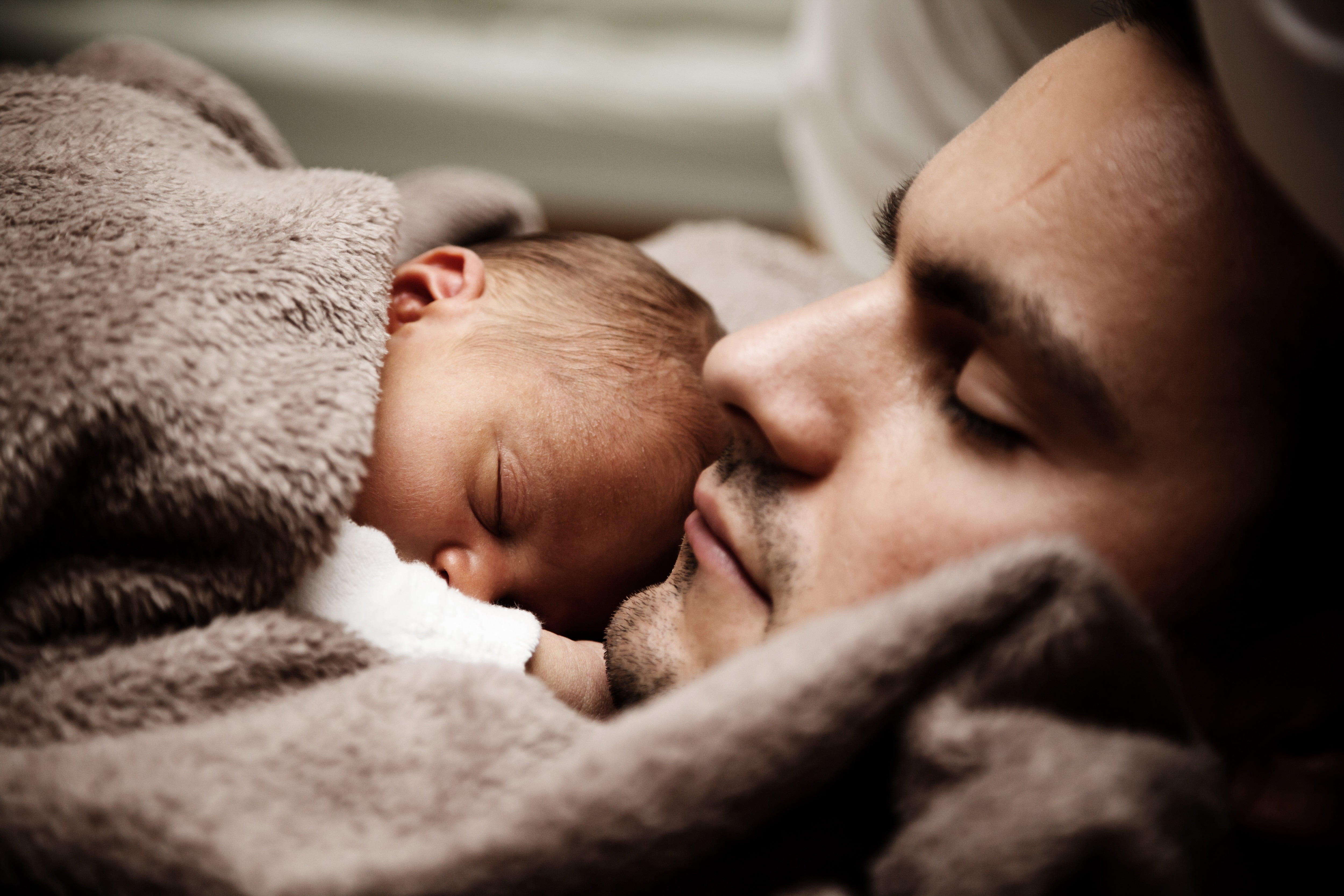 Father And Baby - HD Wallpaper 